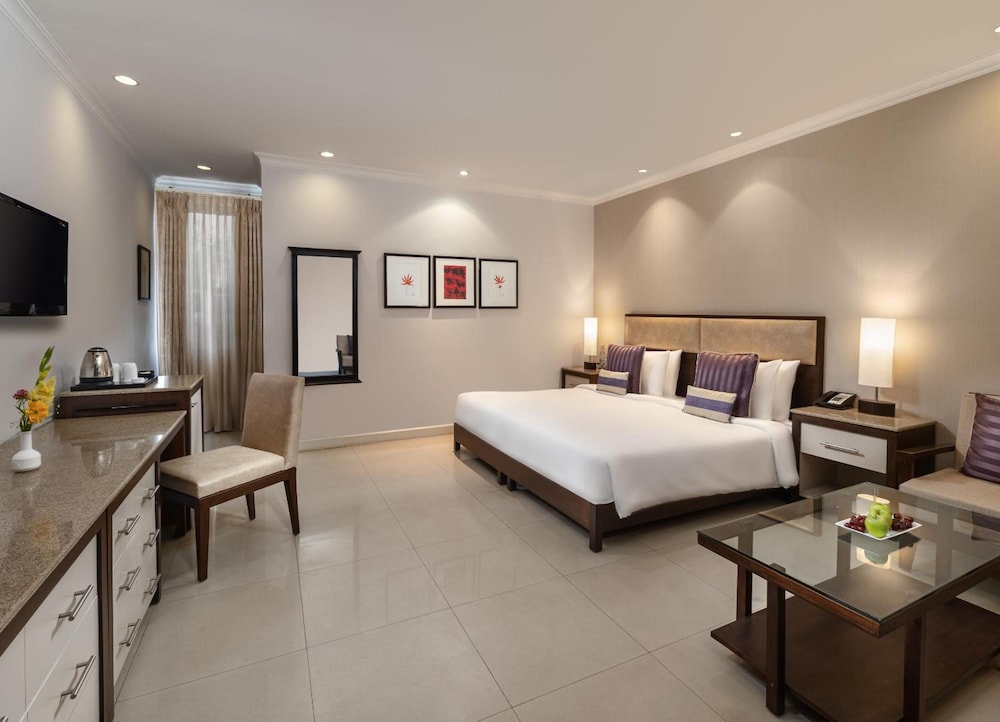 Sarovar Portico  Surajkund Faridabad
