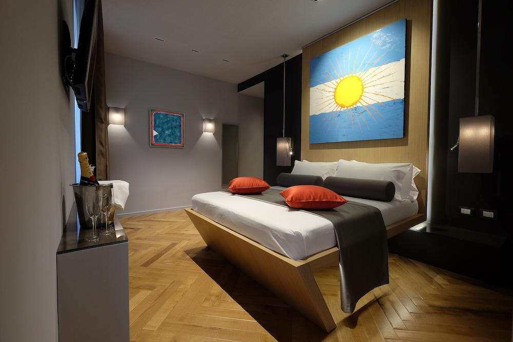 Navona Rooms