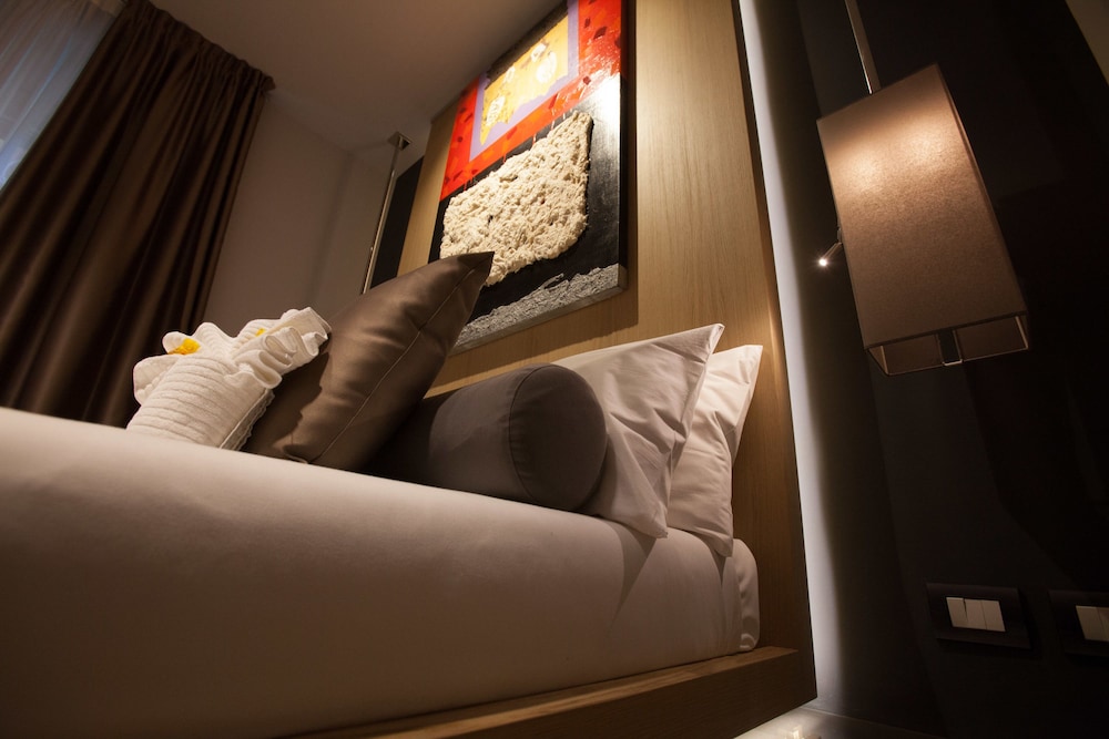 Navona Rooms