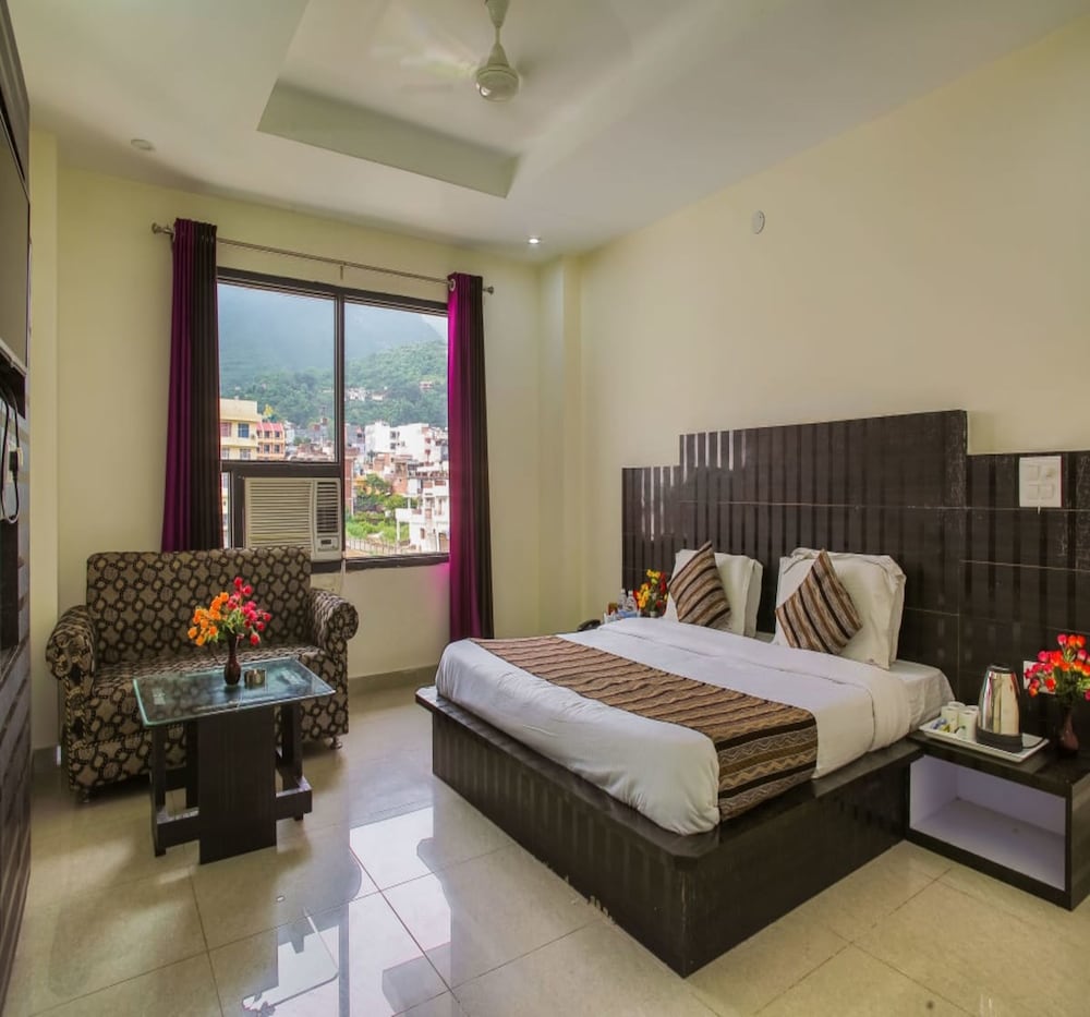 Hotel Maa Gayatri India