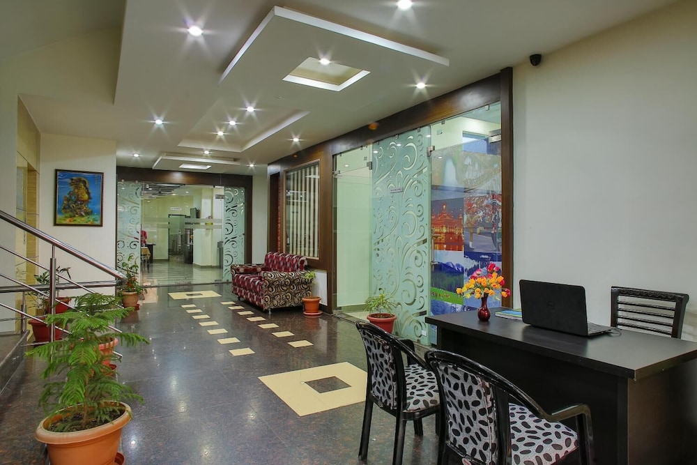 Hotel Maa Gayatri India