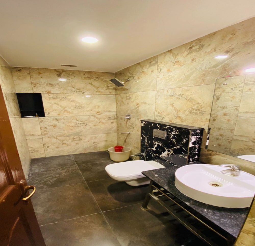 Hotel Golden Palace