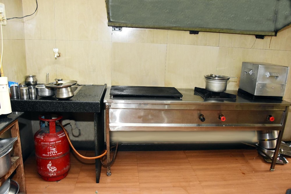 HOTEL DELTA EXECUTIVE, SHIRDI