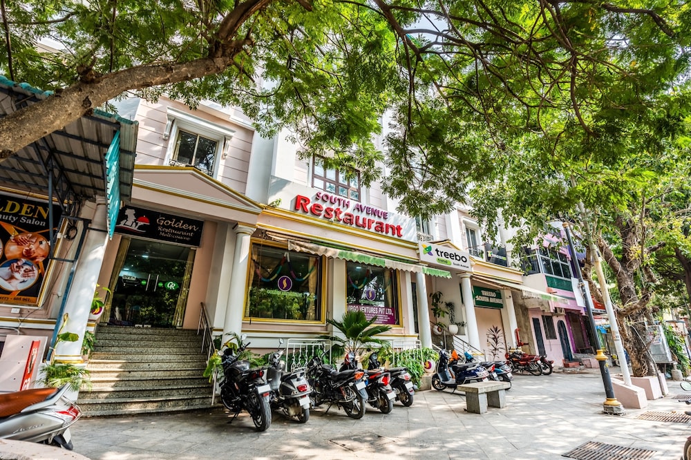Treebo South Avenue, 700 Mts From Promenade Beach