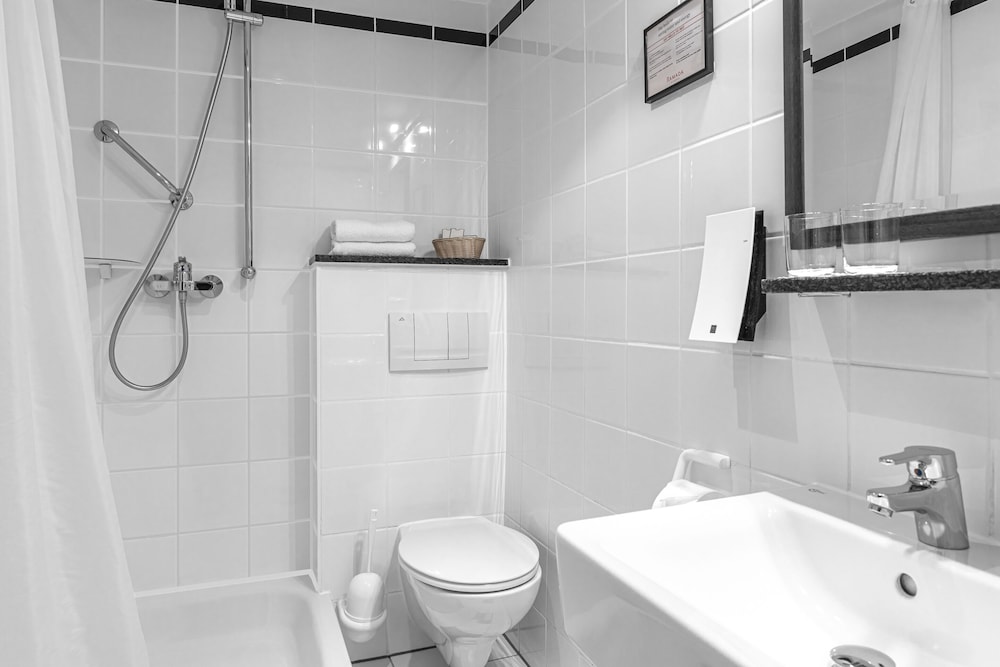 Ramada by Wyndham Frankfurt Central Station