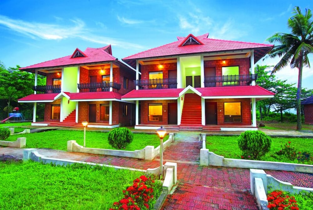 Leisure Vacations Goldfield Lake Resort