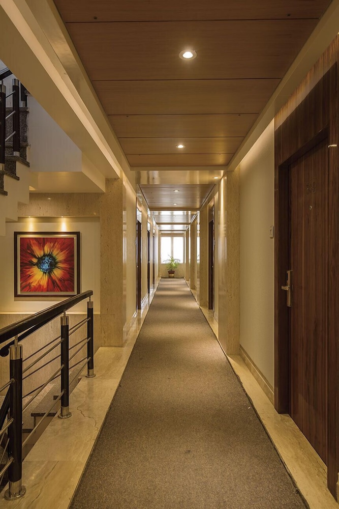 Regenta Inn Embassy