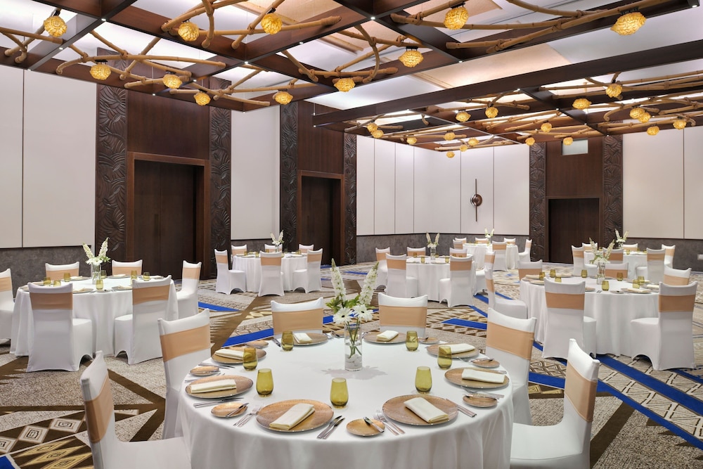 Lapita, Dubai Parks and Resorts, Autograph Collection