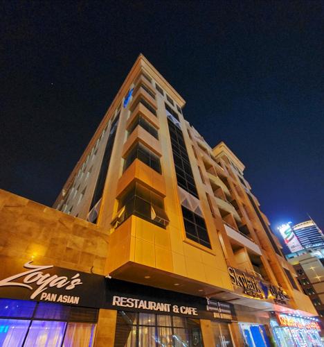 SKYLARK HOTEL APARTMENTS