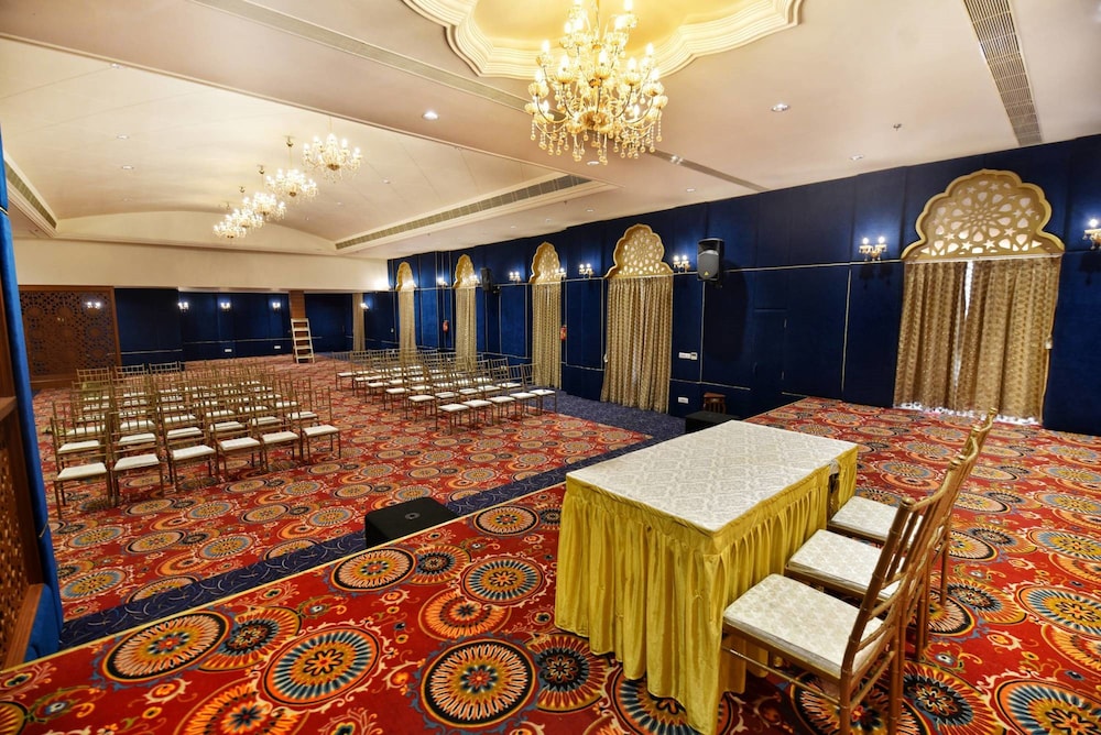 Nirbana Palace-A Heritage Hotel