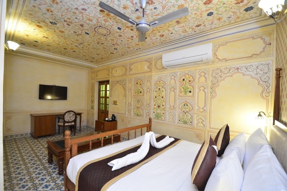 Nirbana Palace-A Heritage Hotel