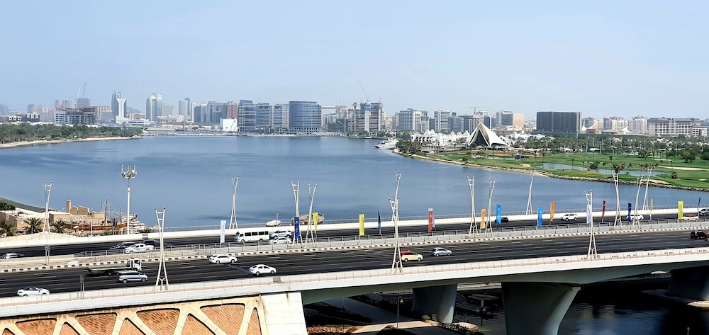 Citadines Culture Village Dubai, Waterfront Jadaf