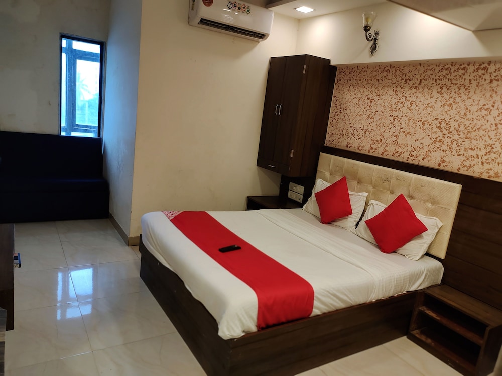 Hotel Sarah Inn