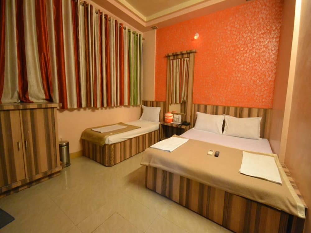 Hotel Sai Hari Prasad