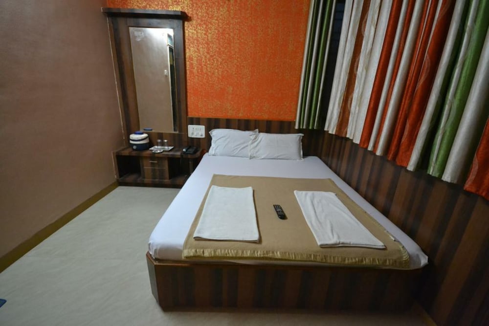 Hotel Sai Hari Prasad