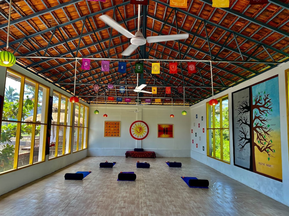 VEDA FIVE WELLNESS RETREAT AND SPA