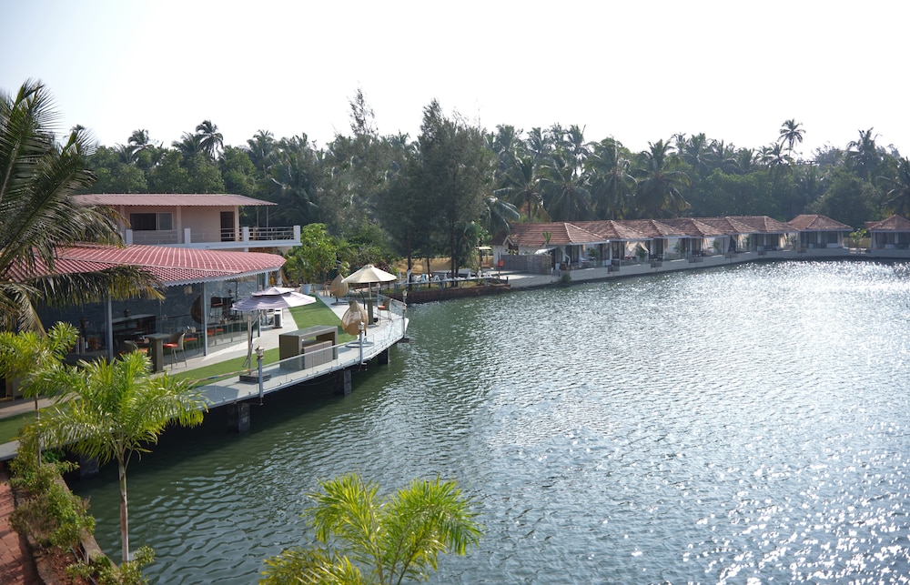 VEDA FIVE WELLNESS RETREAT AND SPA