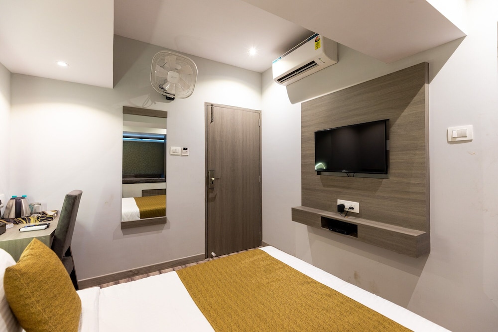 Hotel Larmont Luxury