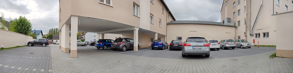 Airport Global Hotel