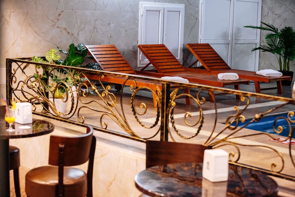 Plaza Hotel Bishkek