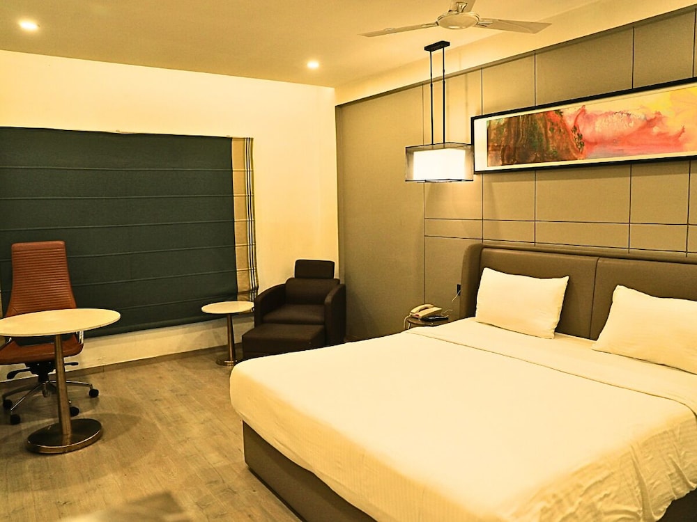 D.R Utthama, Nellore - AM Hotel Kollection