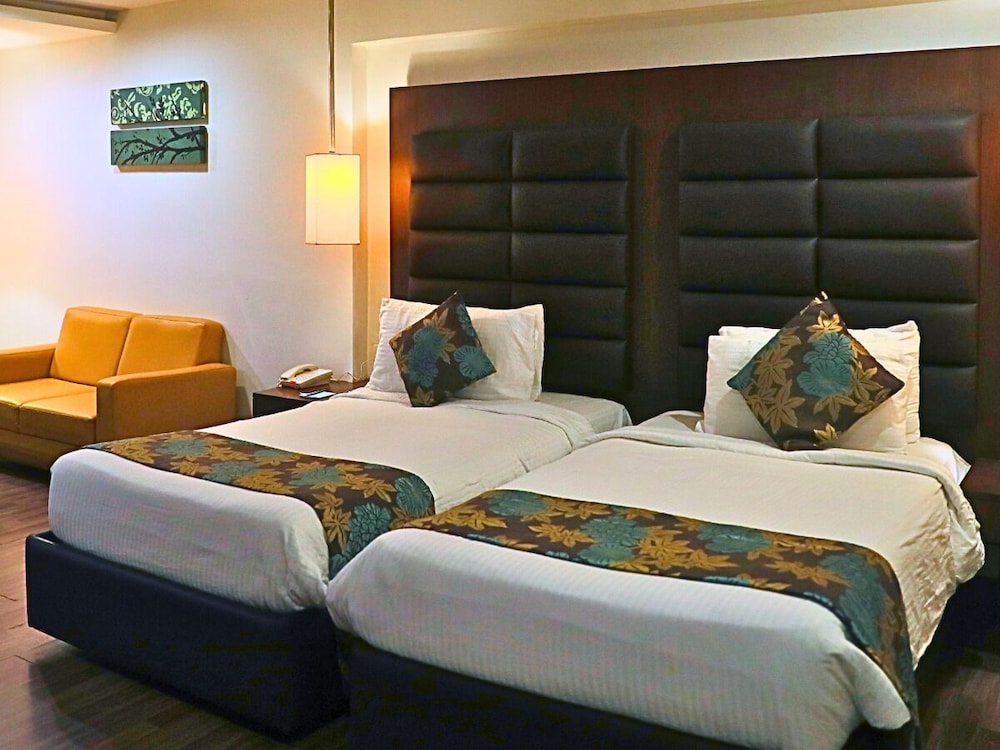 D.R Utthama, Nellore - AM Hotel Kollection