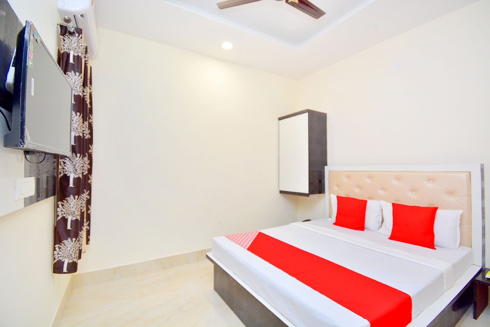 OYO 41151 Cj Cottage