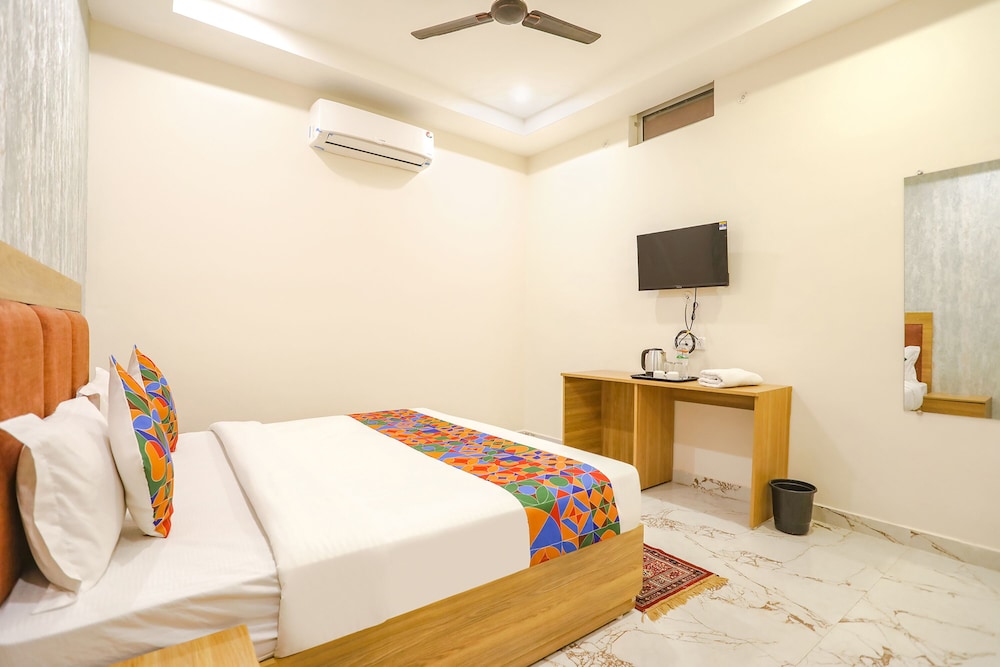 FabHotel Maharishi inn