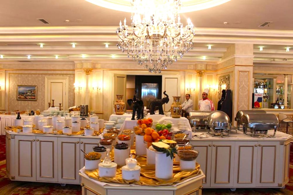 Modern Hotel - Baku