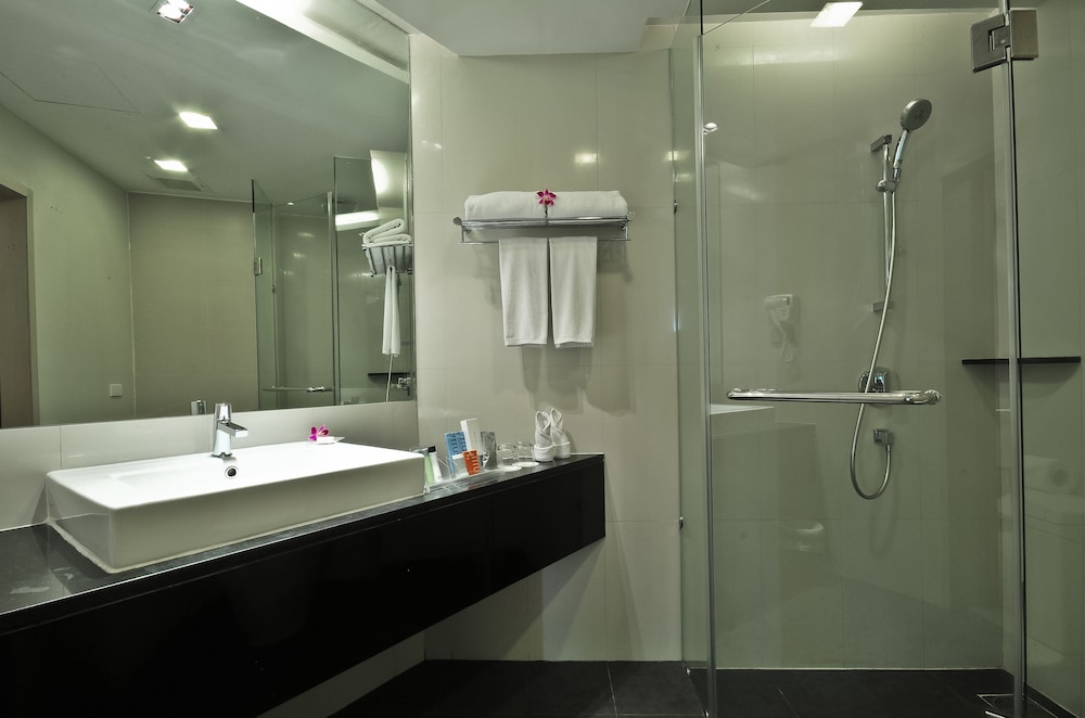 ASHLEE Heights Hotel Patong