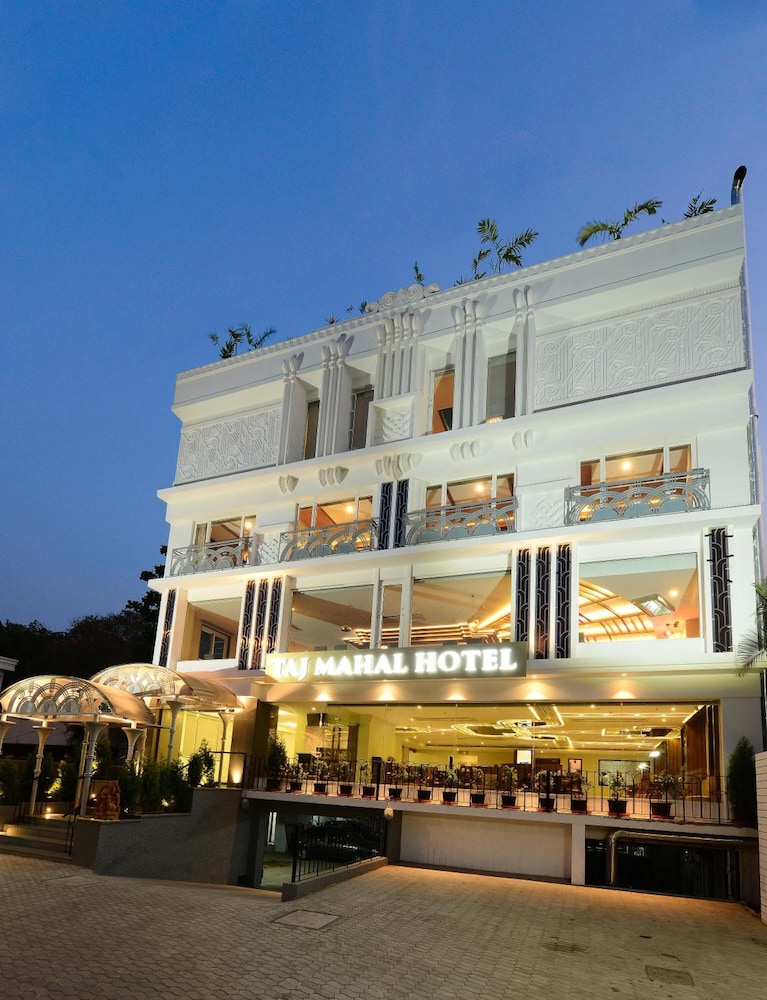 Taj Mahal Hotel Abids