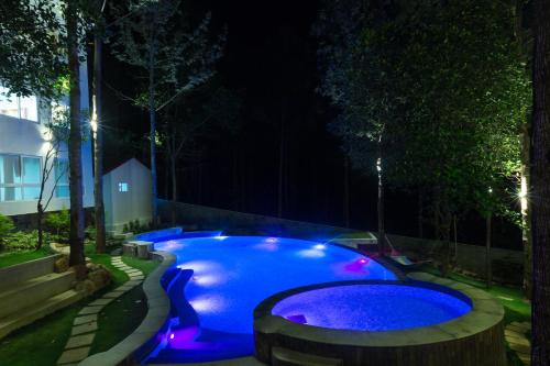 La Four Seasons Resorts