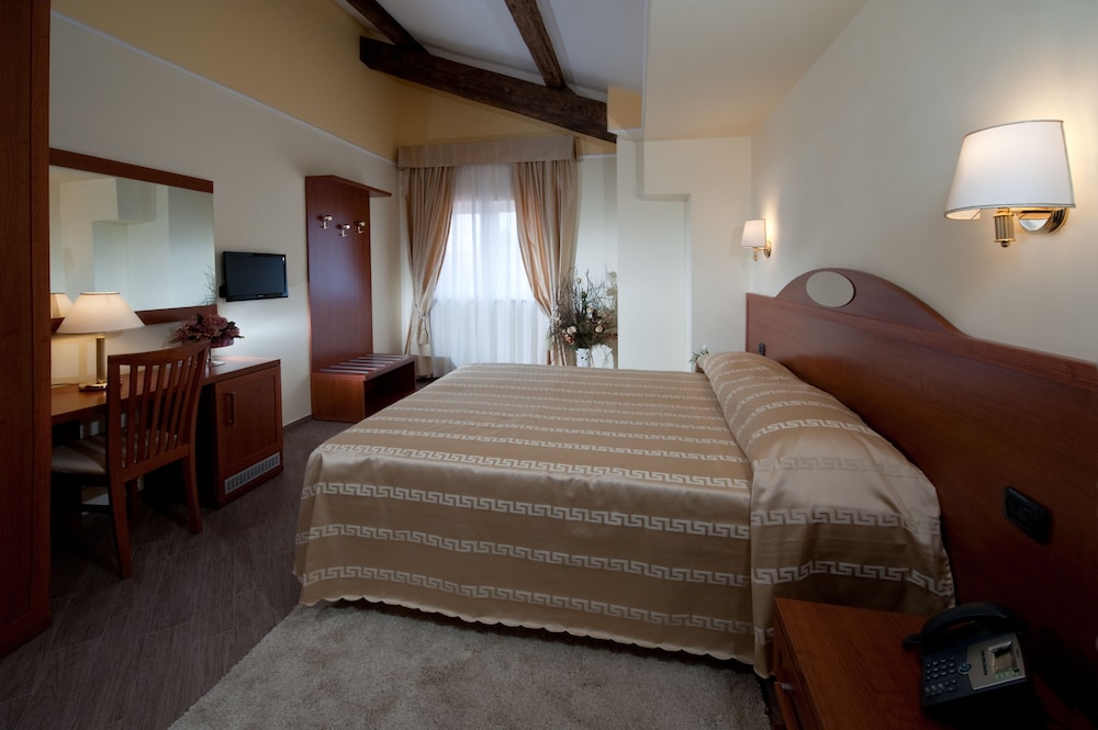 Hotel Roma Tiburtina
