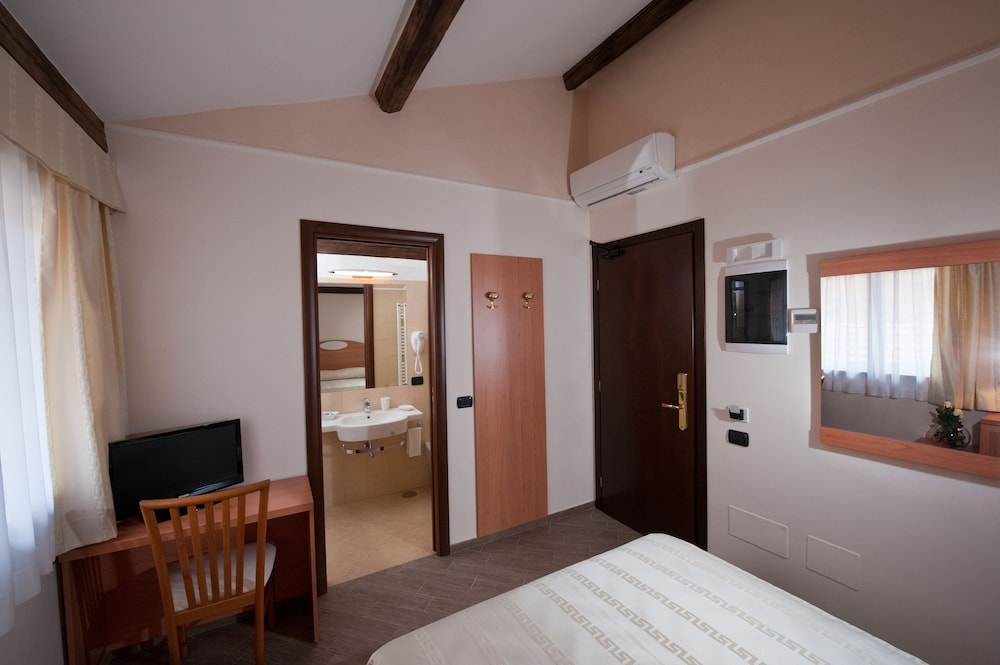 Hotel Roma Tiburtina