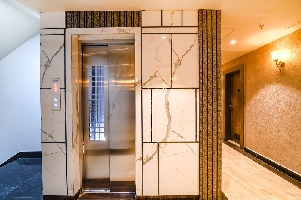 Fabhotel Prime Urban Cliff