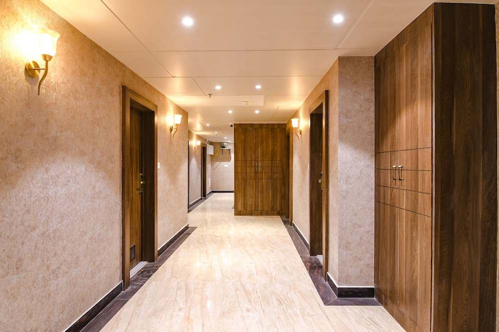 Fabhotel Prime Urban Cliff