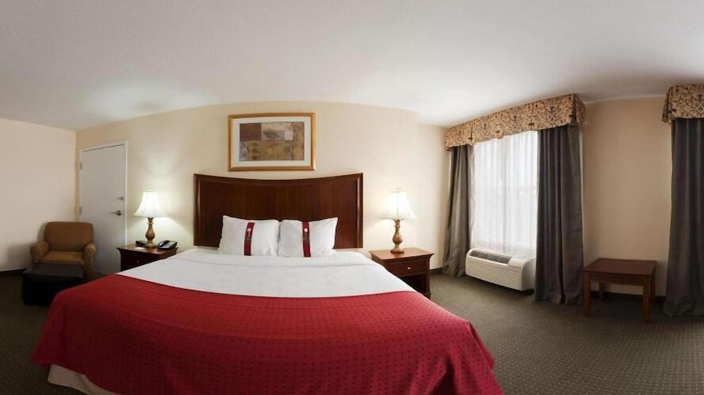 DoubleTree by Hilton Brunswick