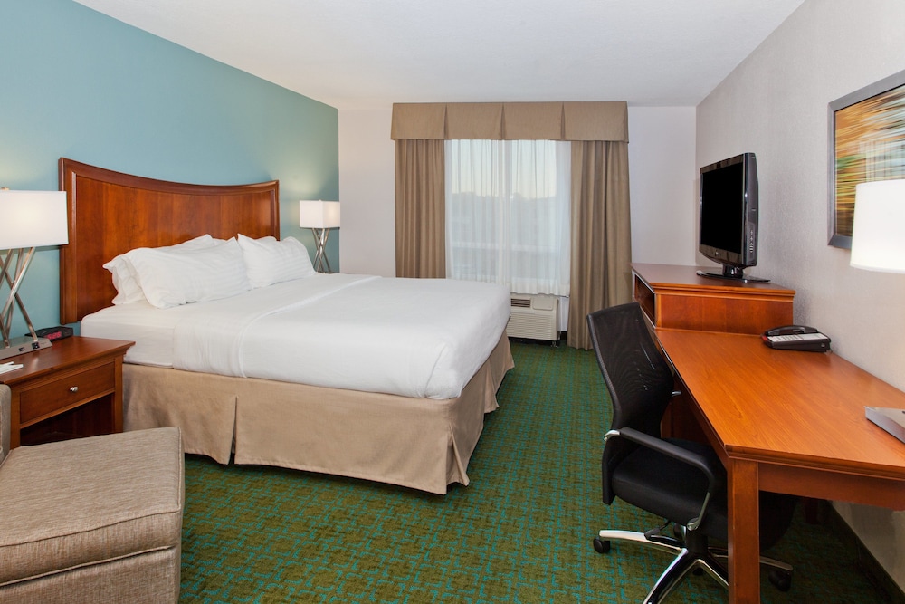 DoubleTree by Hilton Brunswick