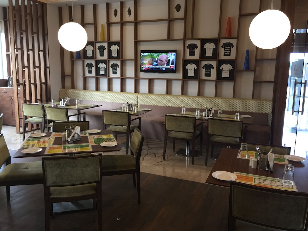 Lemon Tree Hotel, Sector 60,Gurugram