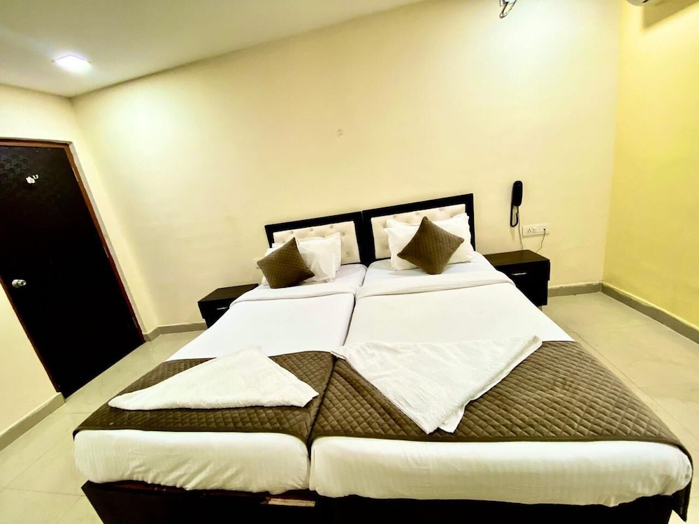Hotel Sky Park