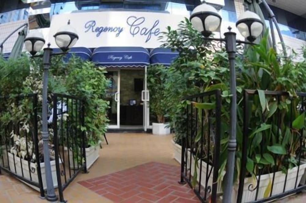 Uptown Hotel Apartments Abu Dhabi