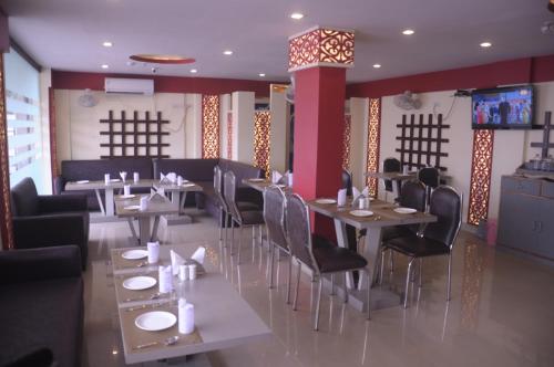 Golden Heaven Hotel and Resturant