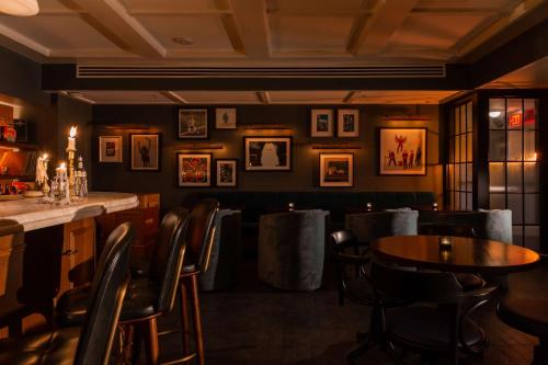 The Drayton Hotel Savannah, Curio Collection by Hilton