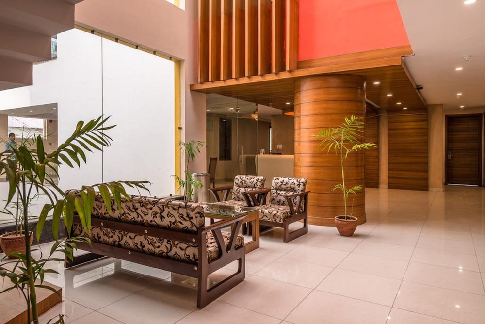 Hotel Inclover-A Peaceful Retreat