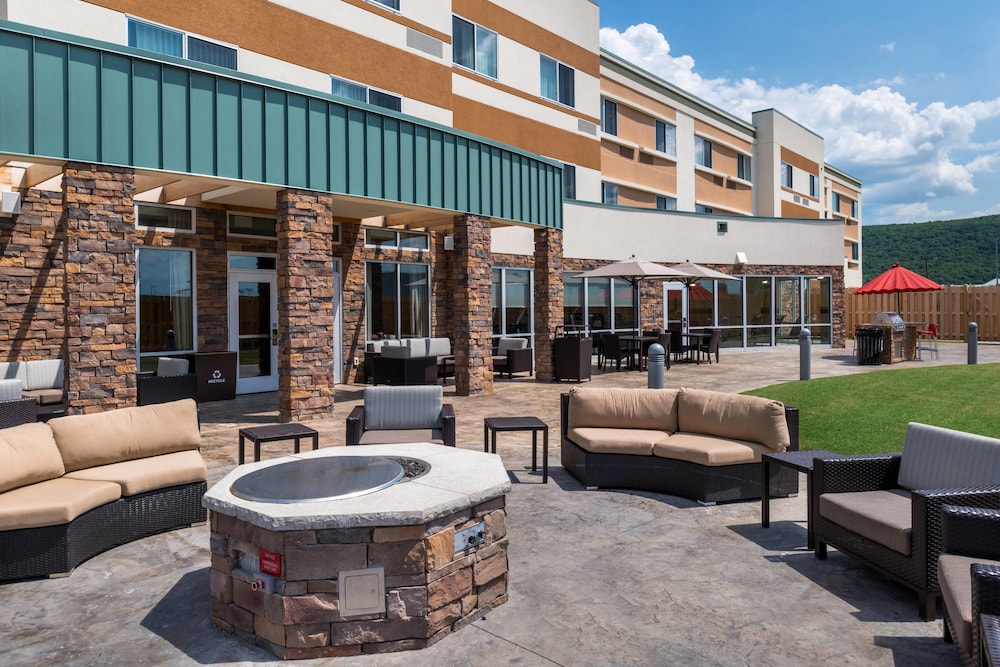 Courtyard by Marriott Elmira Horseheads