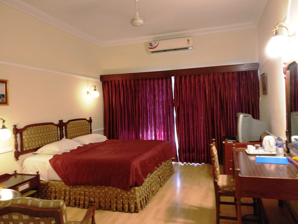 Lalitha Mahal Palace Hotel by Jungle Lodges