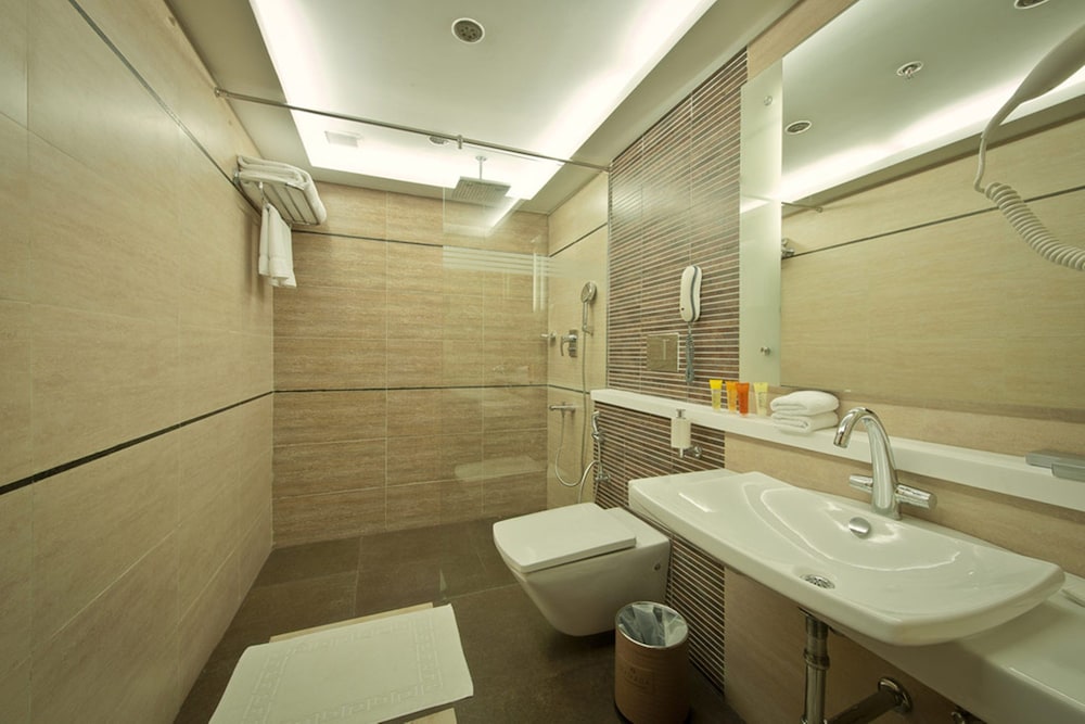 Ramada by Wyndham Chennai Egmore