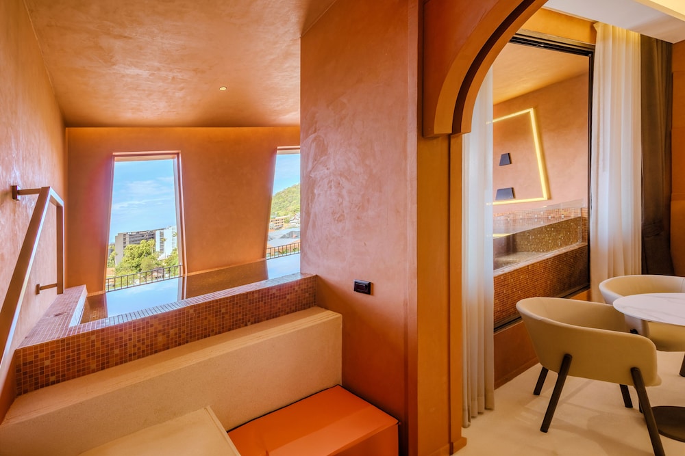 Hotel Adam Krabi