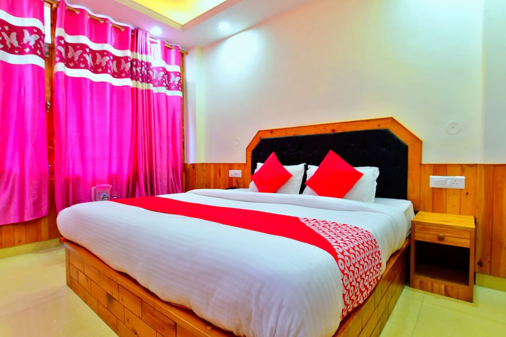 OYO 38661 Hotel Apna Ghar