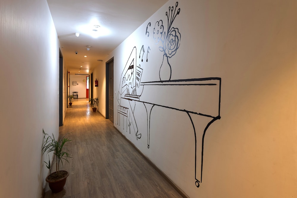 Hotel Grand Tashree